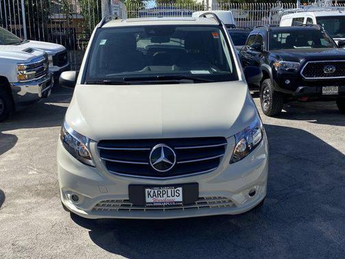 2022 Mercedes-Benz Metris Base