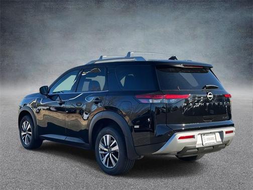 2025 Nissan Pathfinder SL 4WD