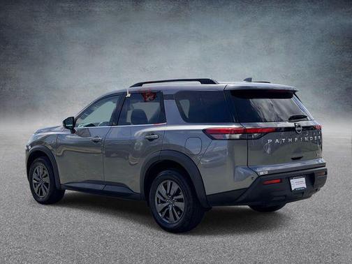 2024 Nissan Pathfinder SV FWD