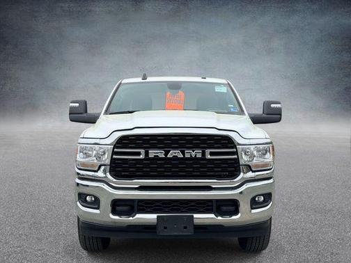 Bright White 2024 RAM 2500 Big Horn Crew Cab 4x4 6'4' Box