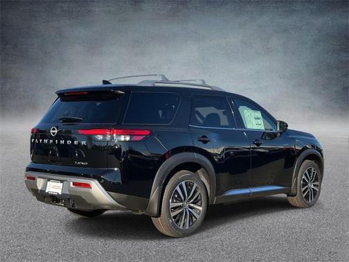 2025 Nissan Pathfinder Platinum FWD