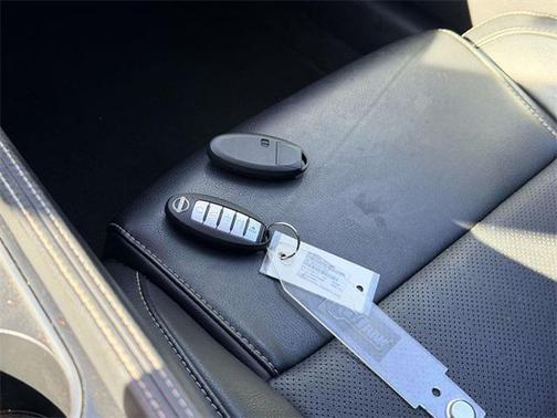 2023 Nissan Maxima SL