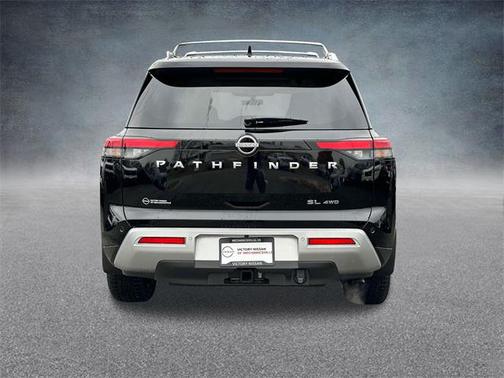 2025 Nissan Pathfinder SL 4WD