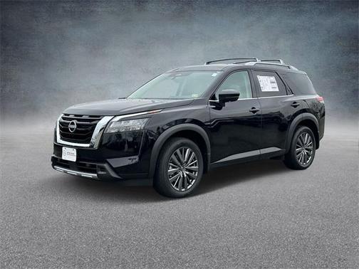 2025 Nissan Pathfinder SL 4WD