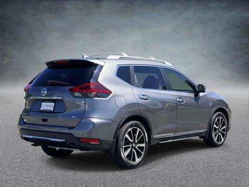 Gun Metallic 2020 Nissan Rogue SL