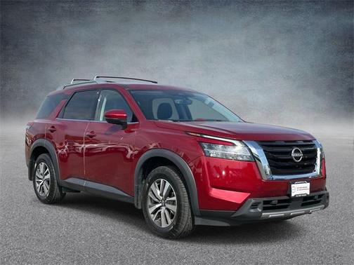 2023 Nissan Pathfinder SL 4WD