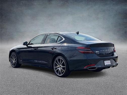 2024 Genesis G70 2.5T RWD