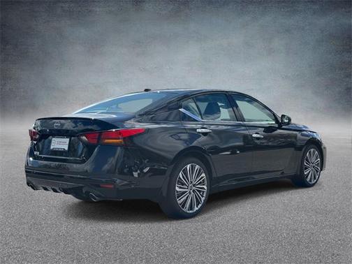 2025 Nissan Altima 2.5 SL
