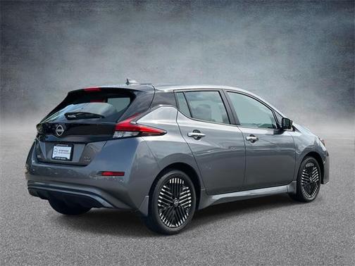 2024 Nissan Leaf SV PLUS