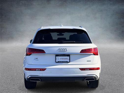 2024 Audi Q5 45 S line Premium Plus