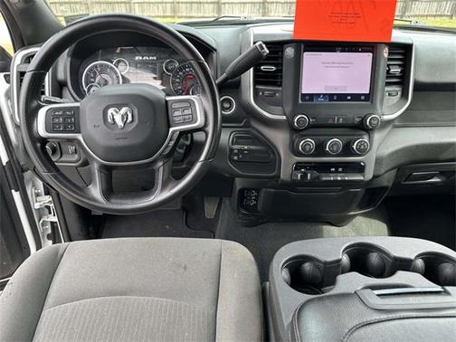 2022 RAM 2500 Big Horn Crew Cab 4x4 8' Box