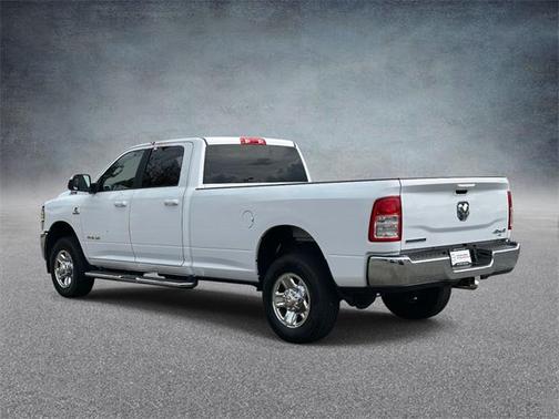 2022 RAM 2500 Big Horn Crew Cab 4x4 8' Box
