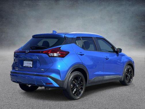 Electric Blue Metallic 2021 Nissan Kicks SV