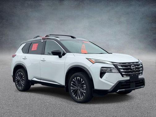 White Pearl 2025 Nissan Rogue Platinum