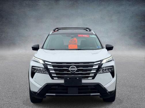 White Pearl 2025 Nissan Rogue Platinum