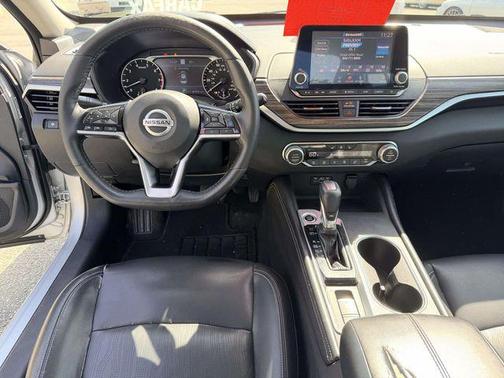 Brilliant Silver Metallic 2019 Nissan Altima 2.5 SL