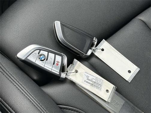 2019 BMW 330 330i