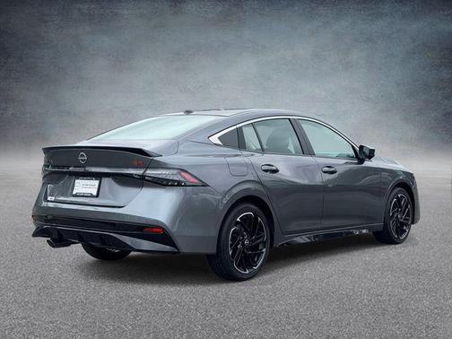 Gun Met 2026 Nissan Sentra SR