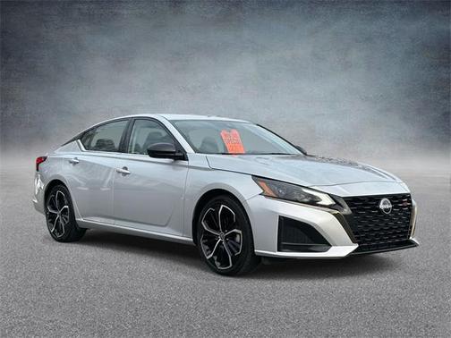 2024 Nissan Altima SR FWD