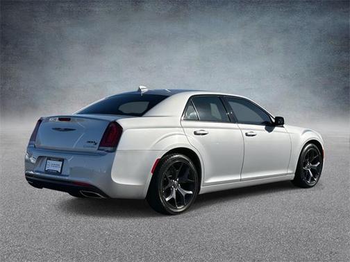 2021 Chrysler 300 S