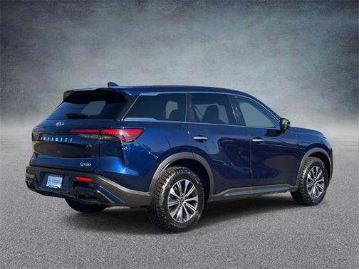 2023 INFINITI QX60 Pure