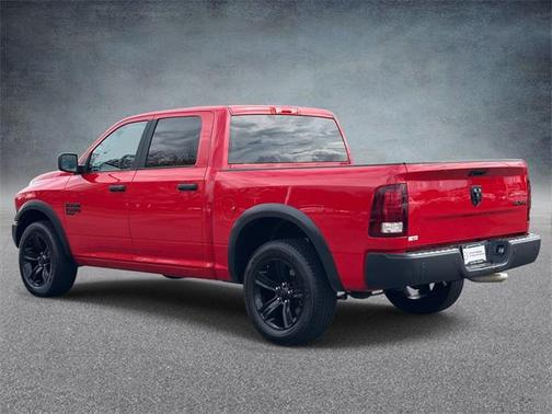 2024 RAM 1500 Classic Warlock Crew Cab 4x4 5'7' Box