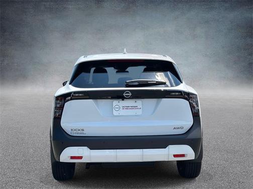 2025 Nissan Kicks SV