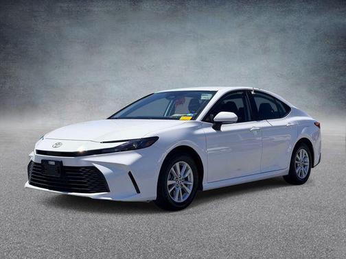 Ice 2026 Toyota Camry LE