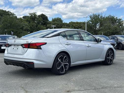 2024 Nissan Altima SR FWD
