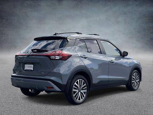 Gray/Super Black 2023 Nissan Kicks SV