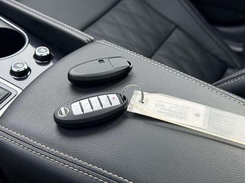 2023 Nissan Maxima 3.5 Platinum