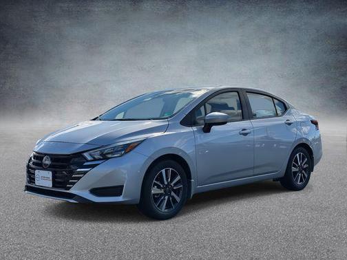 Brilliant Silver Metallic 2025 Nissan Versa 1.6 SV