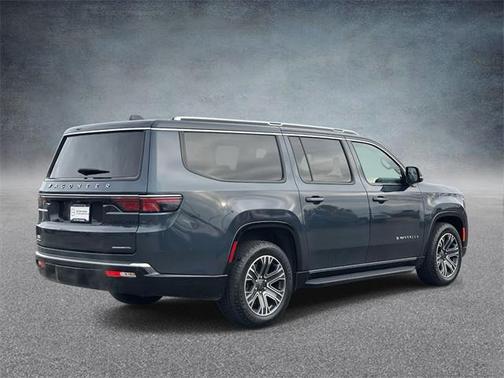 2023 Jeep Wagoneer L Series II 4x4