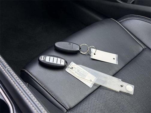 2023 Nissan Maxima SL