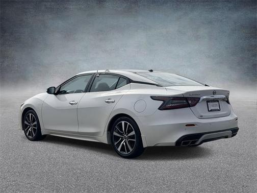 2023 Nissan Maxima SL