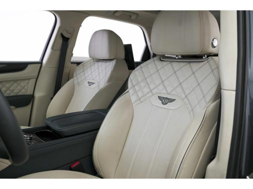 2022 Bentley Bentayga First Edition V8