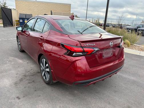 2021 Nissan Versa 1.6 S