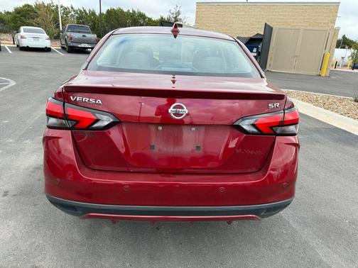 2021 Nissan Versa 1.6 S