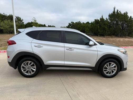 2018 Hyundai TUCSON SEL Plus