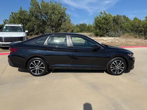 2025 Volkswagen Jetta 1.5T Sport