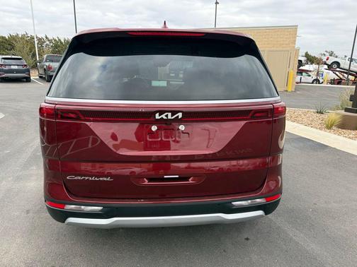 2022 Kia Carnival EX