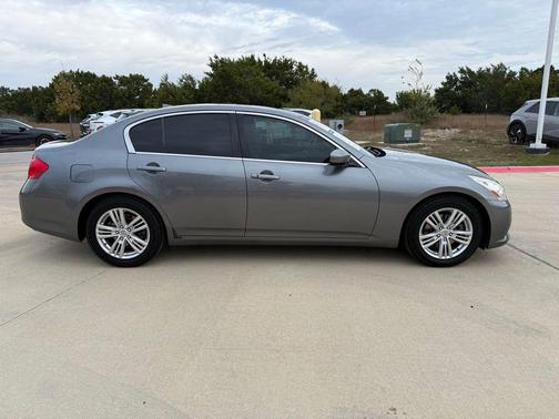 2011 INFINITI G37 Journey