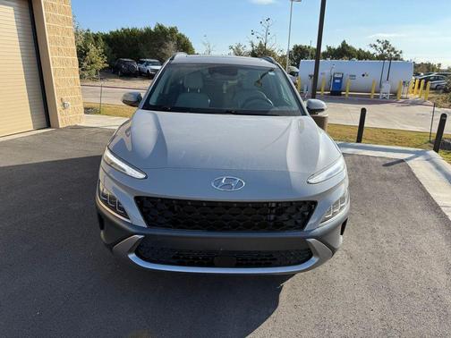 2022 Hyundai KONA Limited