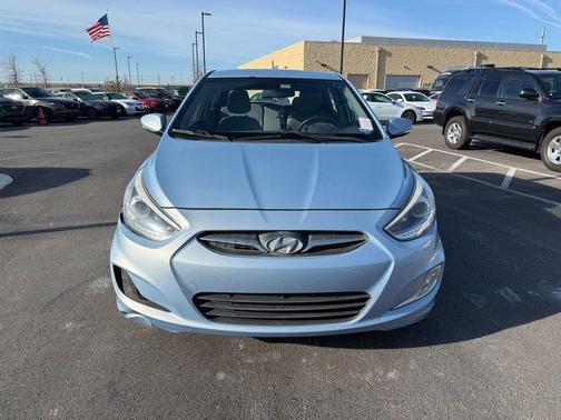 2014 Hyundai Accent SE