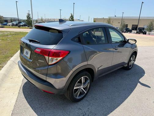 2022 Honda HR-V EX