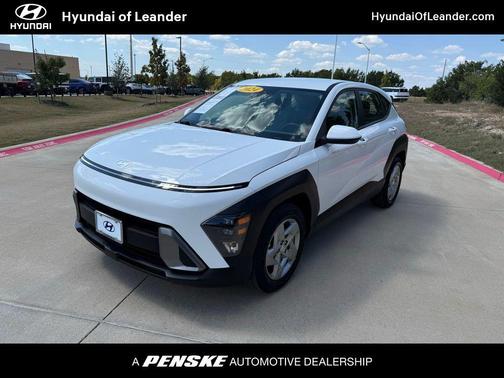 2024 Hyundai KONA SE