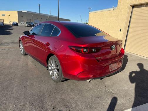 2022 Mazda Mazda3 FWD w/Select Package