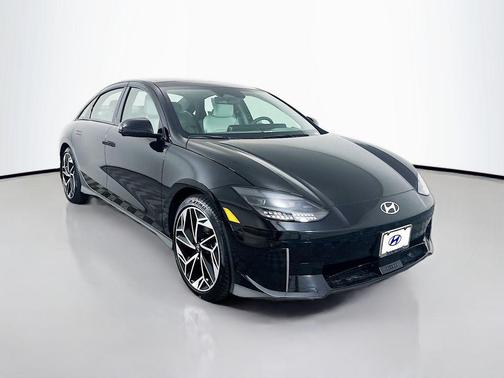 2025 Hyundai IONIQ 6 Limited