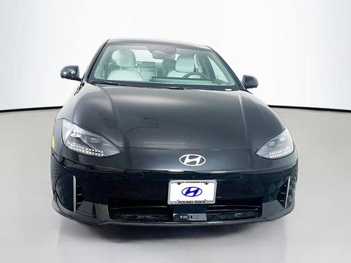 2025 Hyundai IONIQ 6 Limited