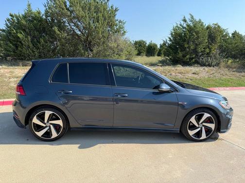 2018 Volkswagen Golf GTI 2.0T S 4-Door